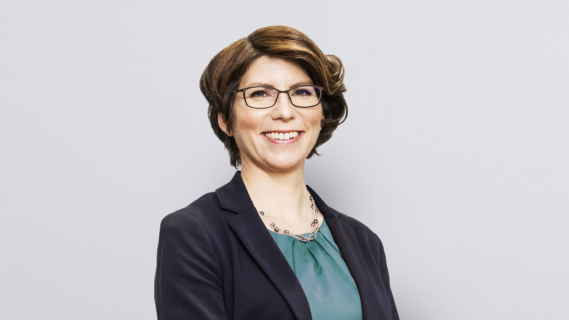 Julia Macharey Highlight Lift.jpg